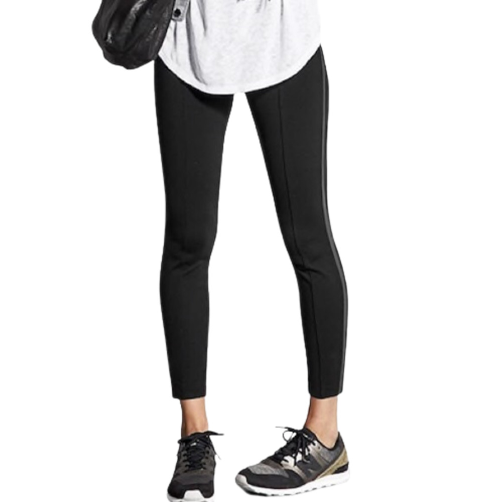 Athleta Metro 7/8 Tights Black on Black - L